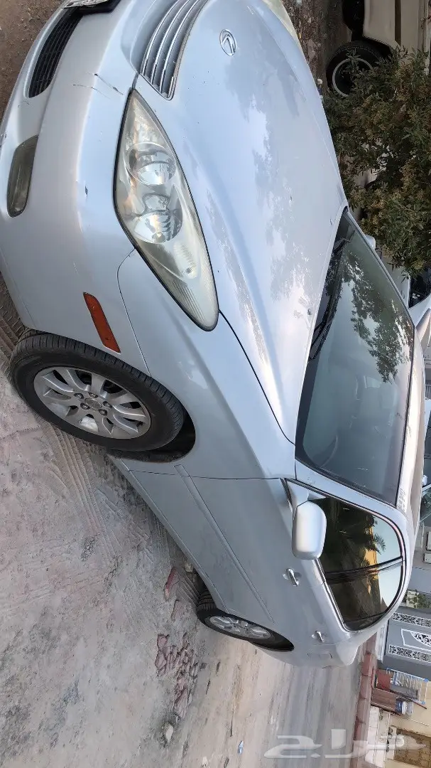 لكزس 2004 للبيع 