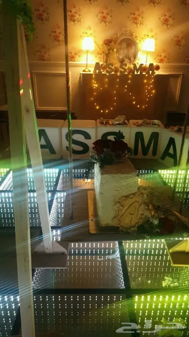 أستيج اثردي واستيج الابيض للبيع (image 2)