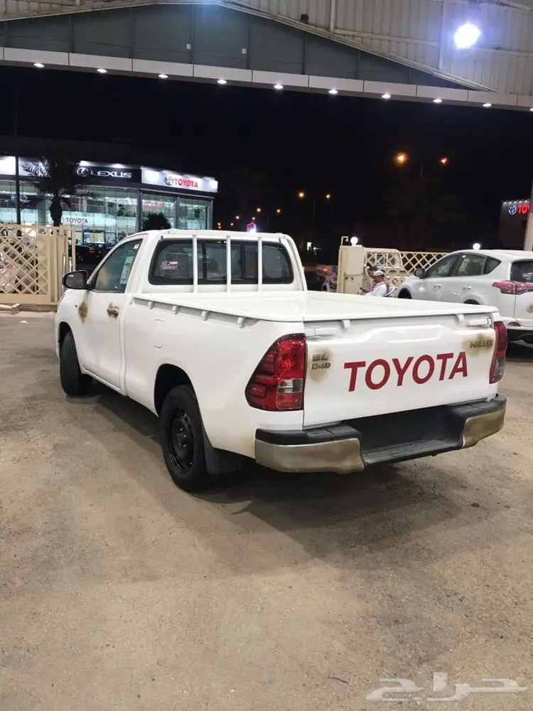 تويوتا هايلوكس غماره ديزل موديل 2017جي ال (image 1)