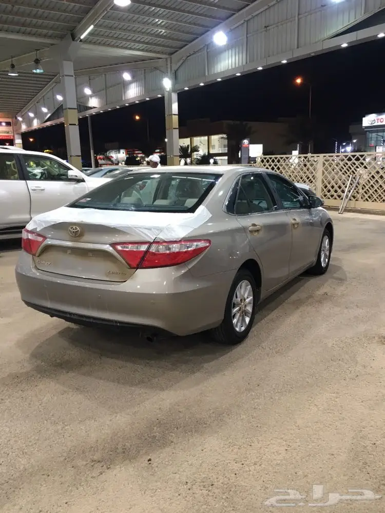 تويوتا كامري ليمتد ملون 2017 عروض وهدايا (image 12)