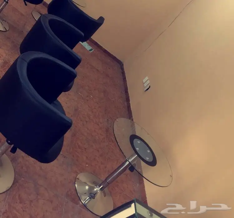 كراسي وطاولات للبيع (image 2)