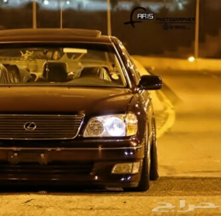 مطلوووب لكزس LS400 موديل 2000