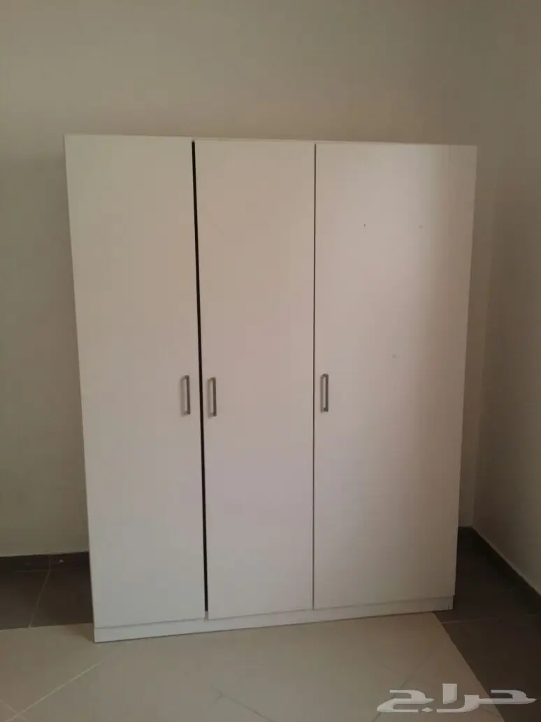 أثاث فيلا للبيع بحالة ممتازة (image 1)