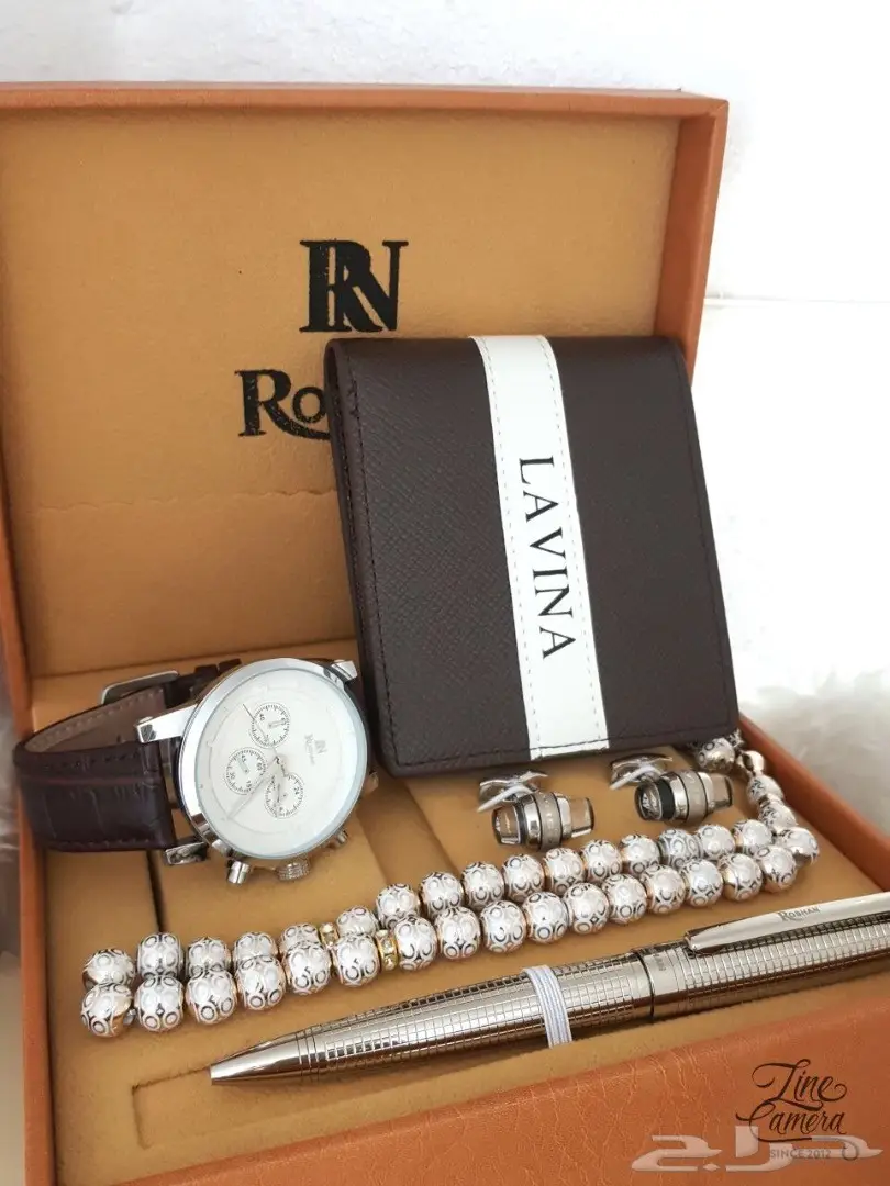 أطقم رجاليه ضمان سنه ضد الماء ب150 ريال (image 1)