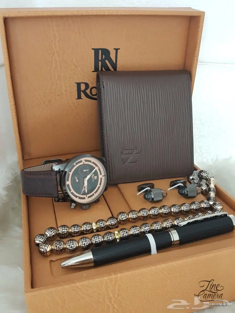 أطقم رجاليه ضمان سنه ضد الماء ب150 ريال (image 6)