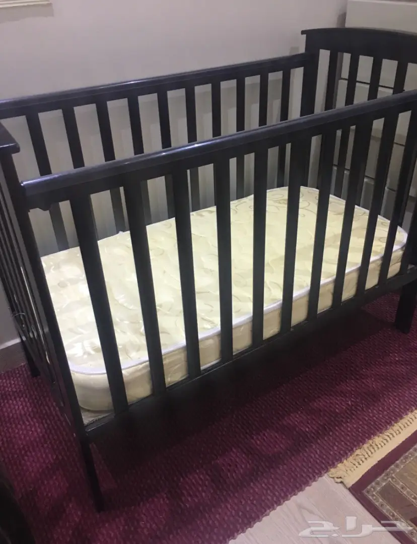 سرير أطفال خشب ماليزي (image 1)