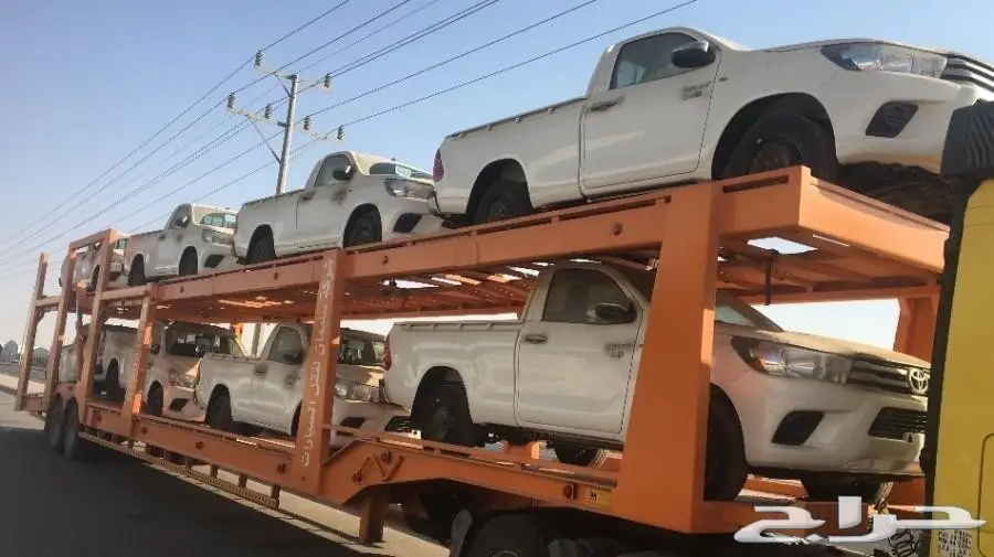 تويوتا هايلوكس غماره 2017 GL ديزل  ب 57000 (image 1)