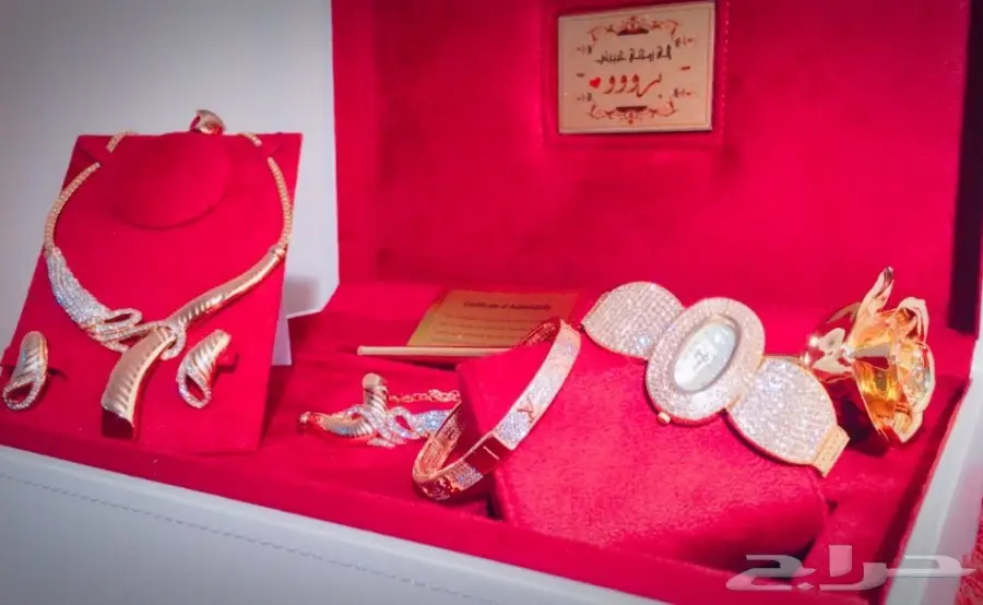 طقم الهديه الفاخر 2018 فخم بكل مكوناته شاهد  (image 4)