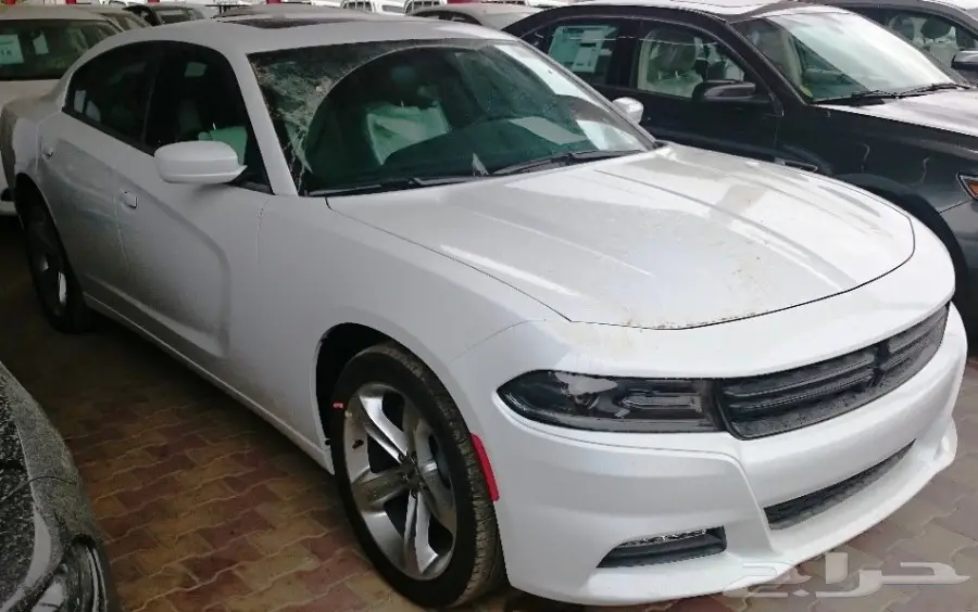  تشارجر - SXT - فتحه شاشه - 2018 - سعودي (image 1)