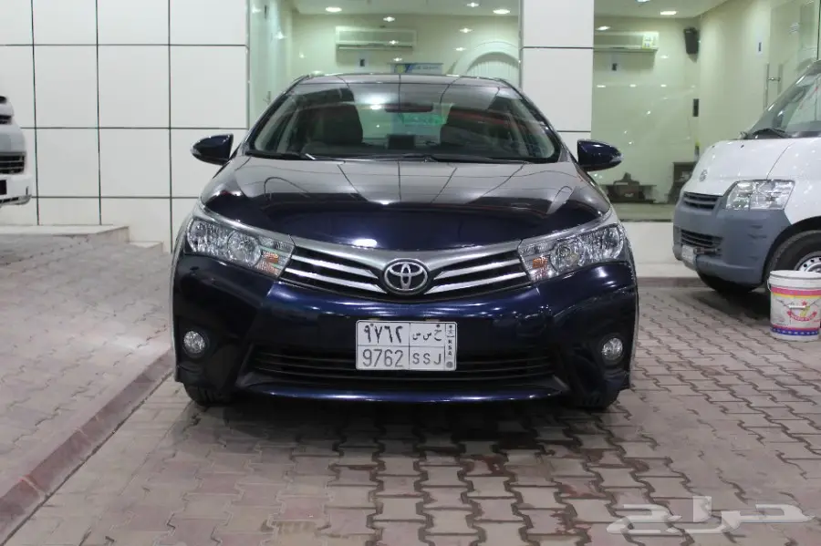 تويوتا كورولا نص فل موديل 2015 (image 1)