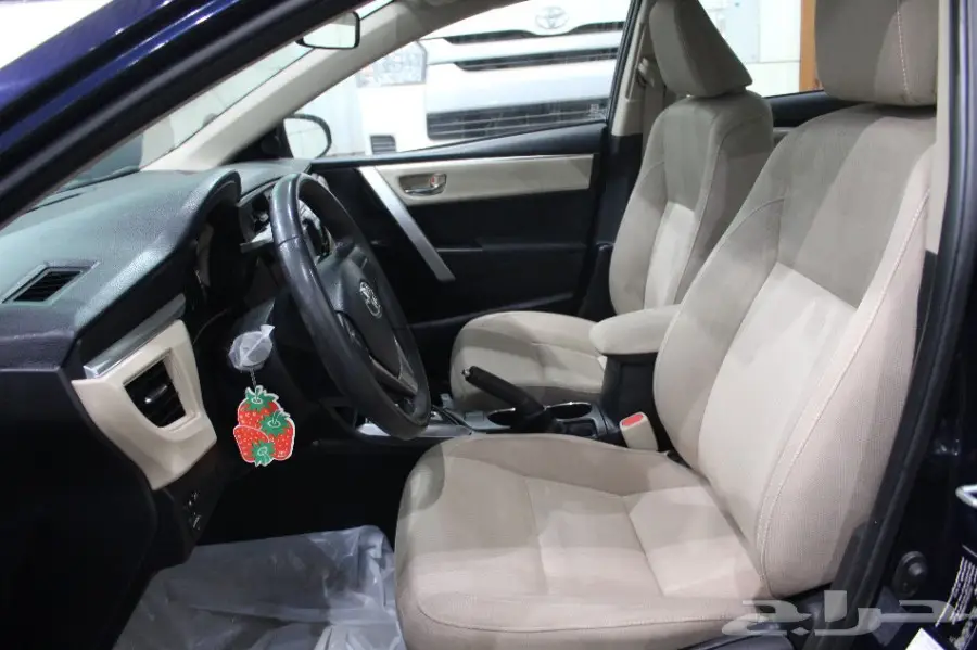 تويوتا كورولا نص فل موديل 2015 (image 9)