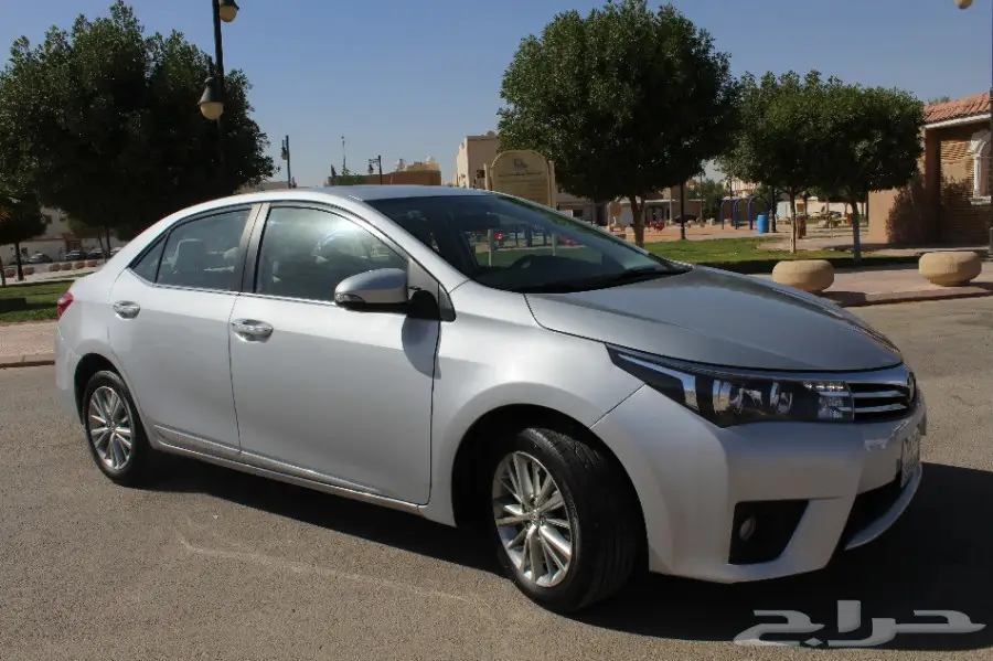 تويوتا كورولا فل كامل بصمة 2015 (image 2)