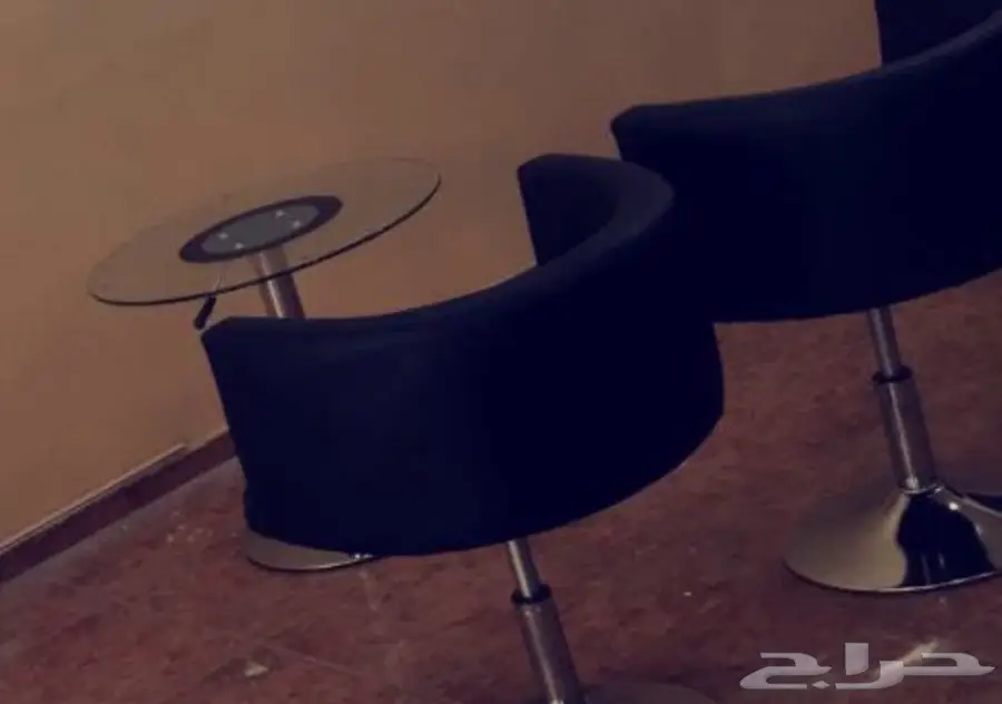 كراسي وطاولات للبيع (image 1)