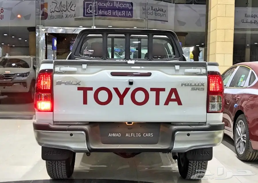 تويوتا هايلكس 2018 دبل فل بنزين (سعودي) ... (image 4)