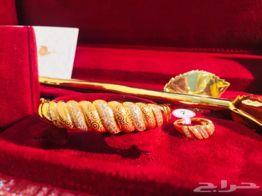 عرض خاص هدية تجمل بمكونات أجمل وسعر مخفض (image 7)