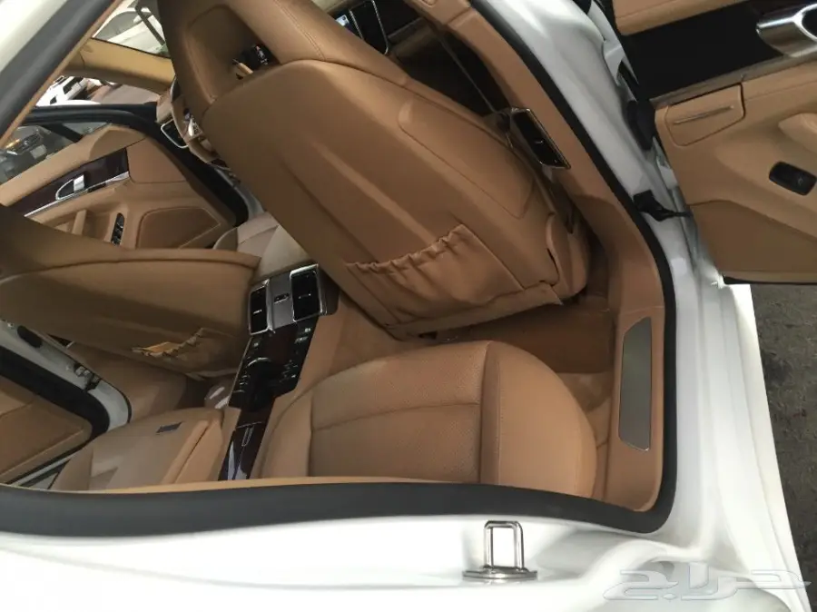 بورش 2011 علي الفحص  (image 18)