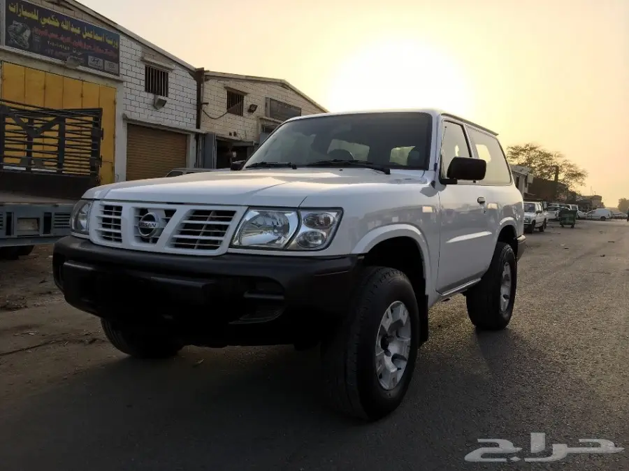 للبيع سفاري ربع 2004 (image 1)