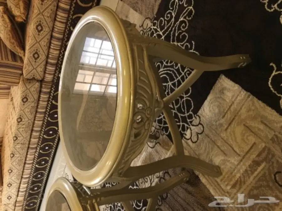 طاولات للبيع (image 1)