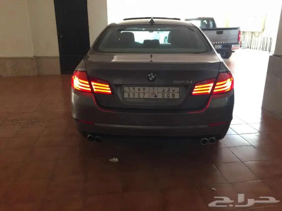 للبيع في جدة - بي إم دبليو مقاس 523 ناغي 2011 (image 1)