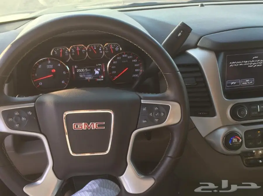 يوكن 2015 SLE دبل قصير ذهبي  (image 3)