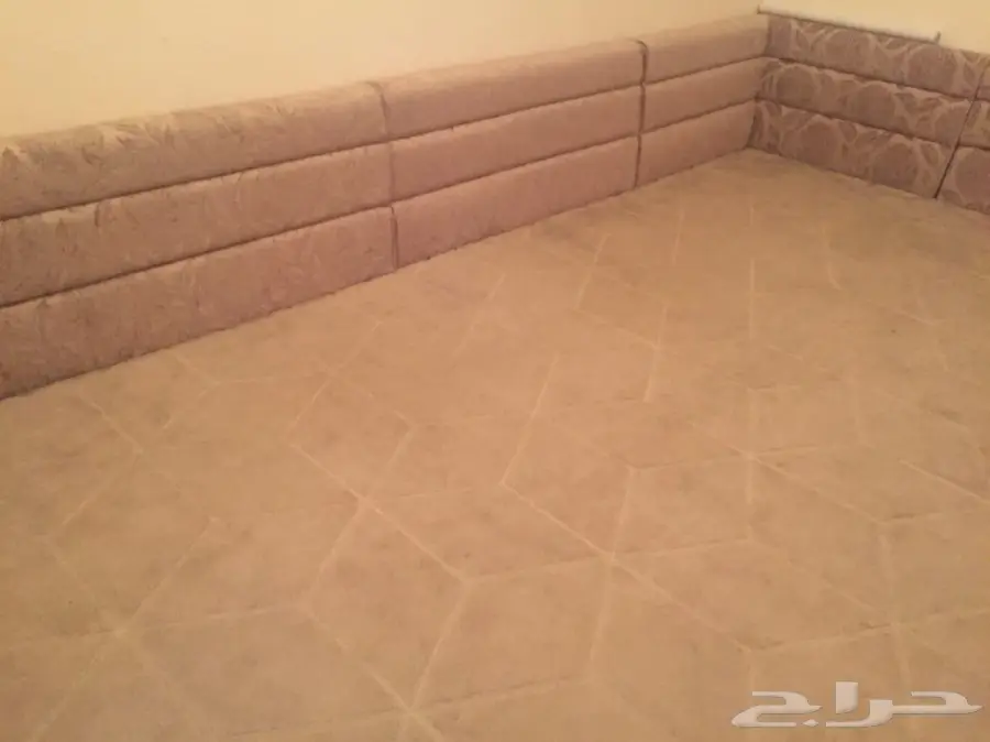 للبيع اثاث مستخدم 