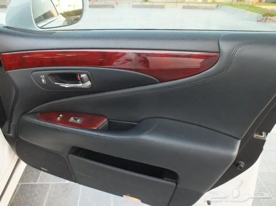 لكزس LS460L فل كامل سعودي 2008 VIP حد 69 الف (image 27)