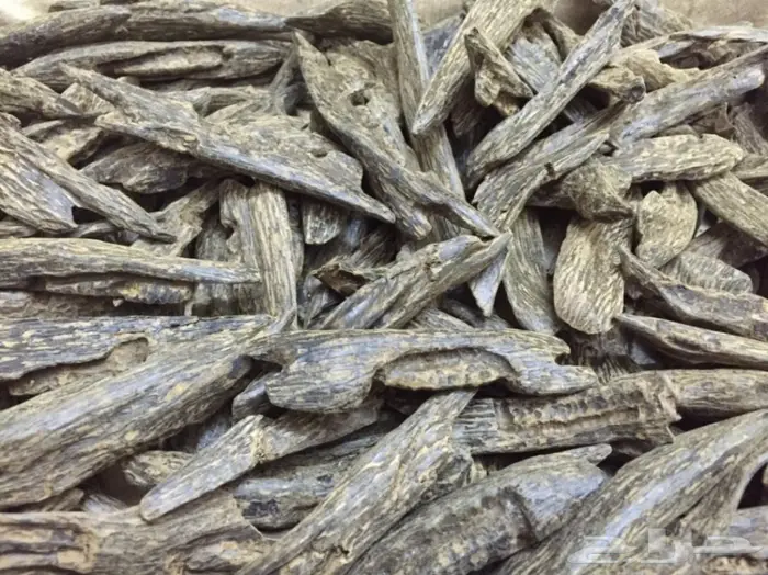 مسك علب كبيرة ب70 ريال جملة وورد ومخلطات وشحن 2