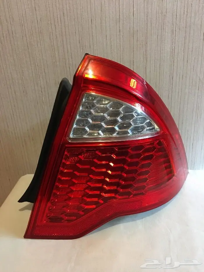 للبيع بجده قطع غيار فورد فيوجن وفلكس وتورس 26