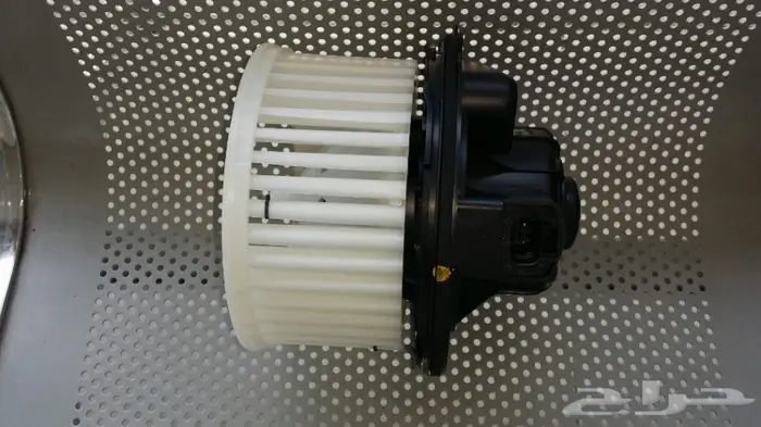 للبيع قطع غيار جديده اكسبديشن واكسبلور فيوجن  6