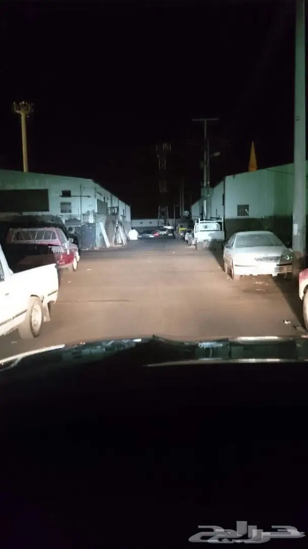 زنون شازرام على 2014 سكويا عالي 0