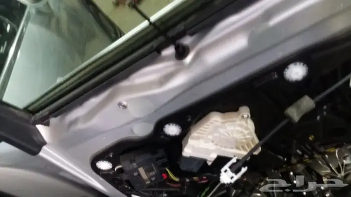 ستاير جانبية و مكائن زجاج الأبواب بي إم دبليو 2