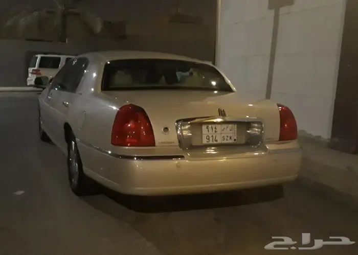 تاون كار 2003 سعودي لارج فل كامل .. بيج 10