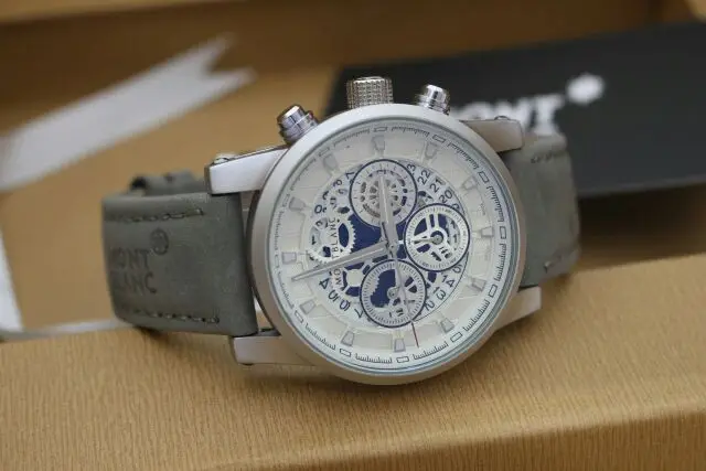 أقل الأسعار.. ماركات عالمية فاخرة! (image 4)