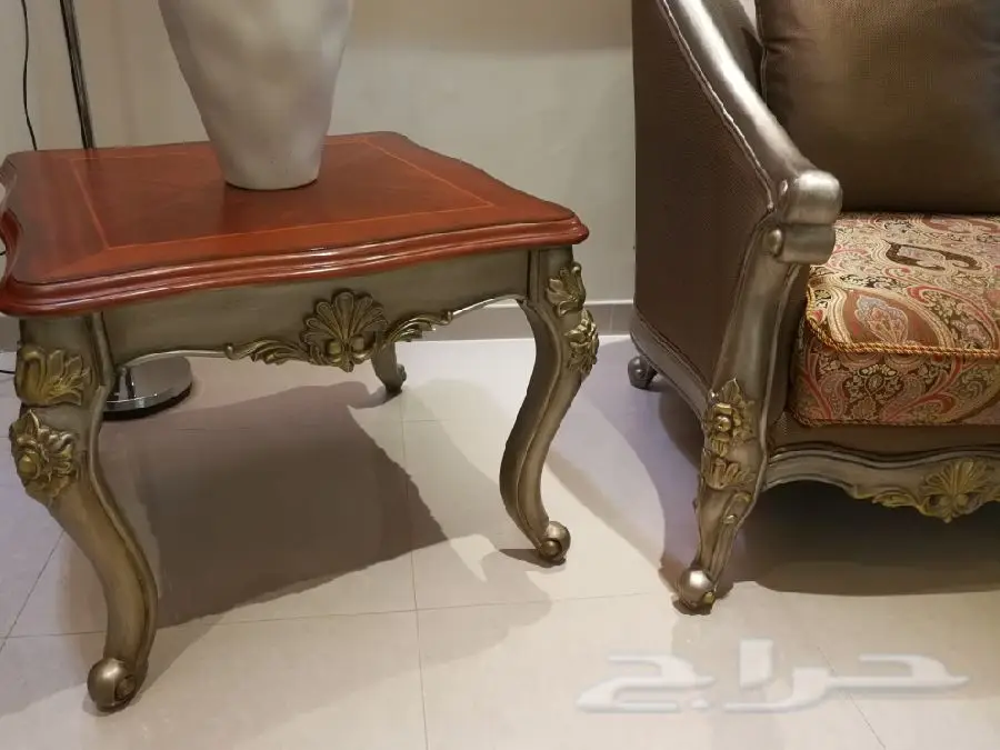 كنب فخم جدا راقي ومميز من شركة المطلق  (image 17)