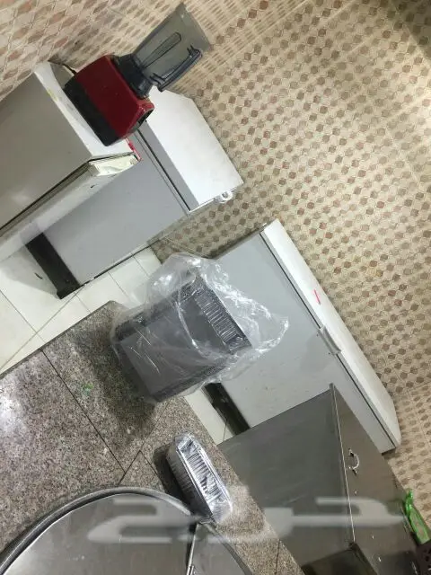 مطعم للتقبيل بالكامل (image 2)