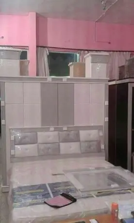 غرف نوم جديده الوان مختلفه السعر 1300ريال (image 12)