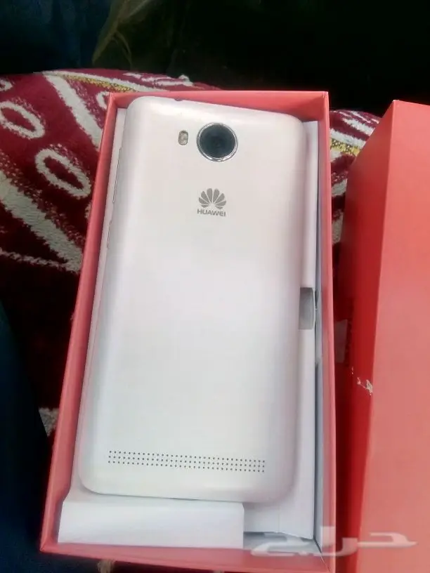 جوال هواوي نظيف معاه كرتون (image 3)