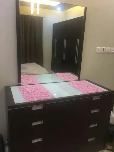 للبيع أثاث جديد جدا  بسبب ظروف العمل (image 5)