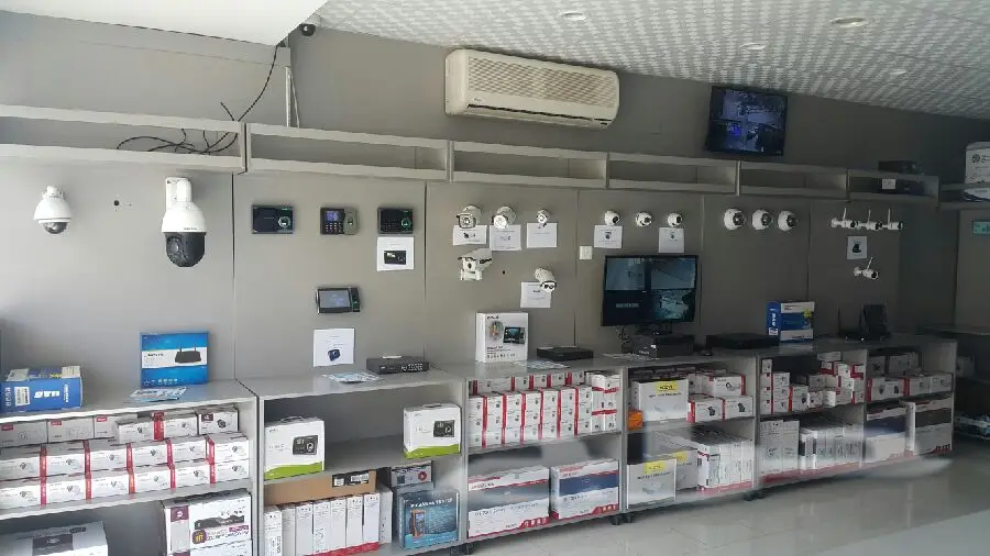 للمحلات 4 كاميرات مراقبة HD بالتركيب 1299ريال (image 18)