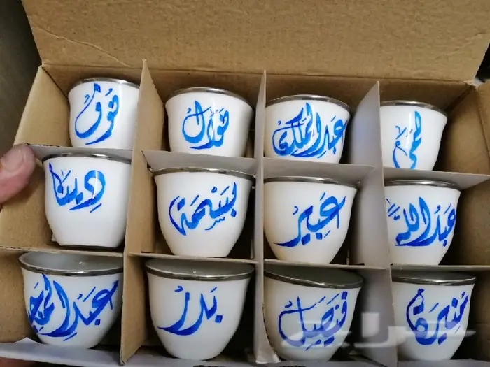 خطاط حسام -كتابة ع أي شي تبيه -دورات تعليم خط 7