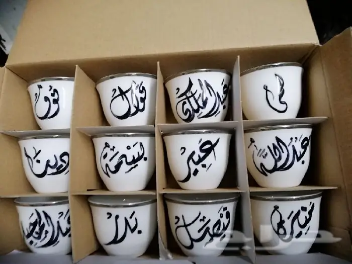 خطاط حسام -كتابة ع أي شي تبيه -دورات تعليم خط 11