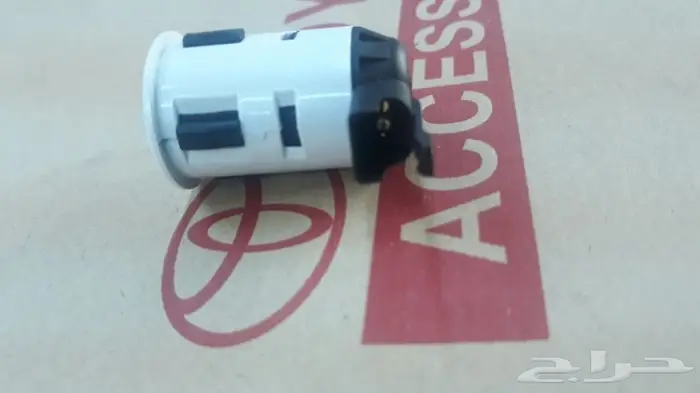 حساسات صدام امامي وخلفي كامري وافلون اصلي  4