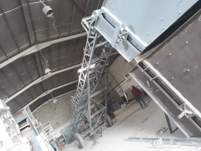 غربال كسارة وسير متحرك 1