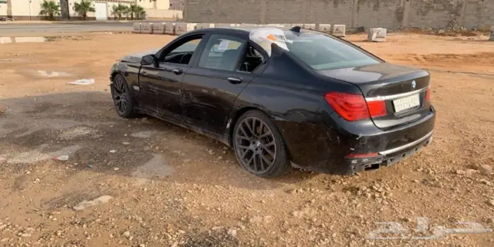 BMW 750 للبيع قطع غيار موديل 2012 0