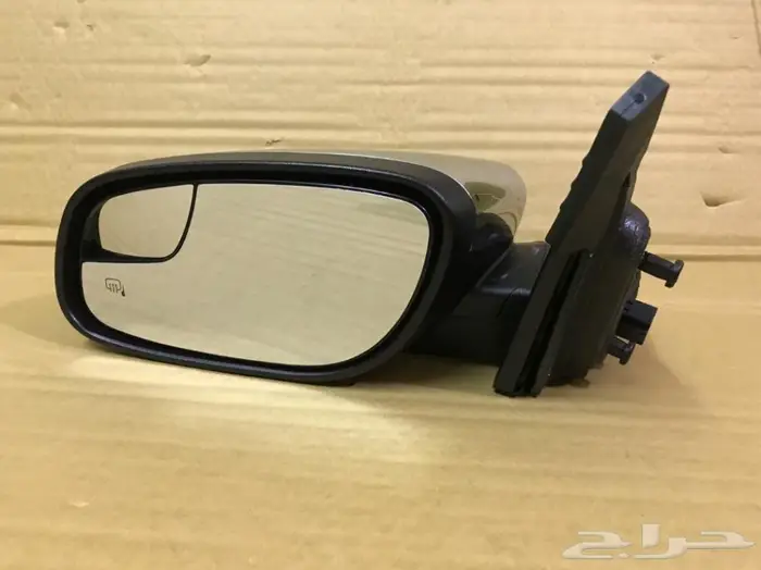 للبيع قطع غيار جديده لليسارات الامريكيه فورد و جي ام سي 38