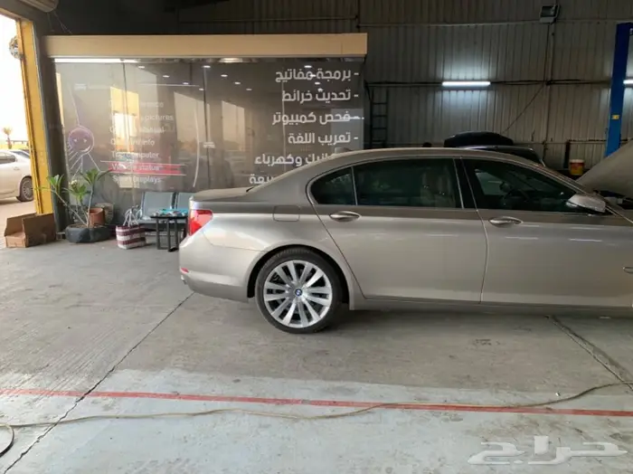 صيانة رنج روفر وجاكور بتبوك ورشة محترف الفحص 8