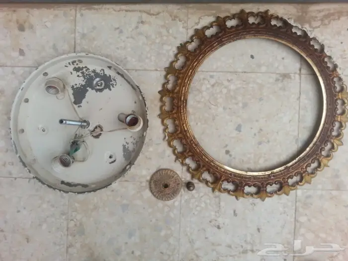 قديم- لمبة نجفة  قصة حلق روماني  2