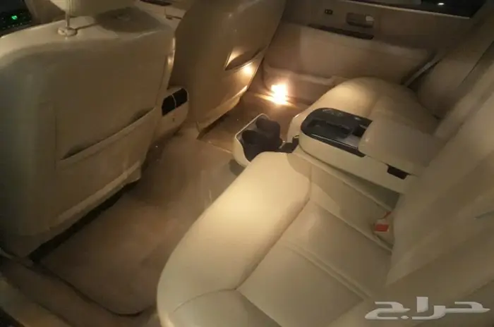 تاون كار 2008 سعودي لارج أفخم فئة .. مخزن 24