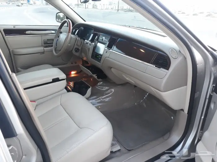 تاون كار 2008 سعودي لارج أفخم فئة .. مخزن 11