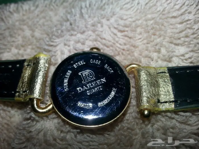 ساعة نسائية قابلة لتغيير السير و المينة  3